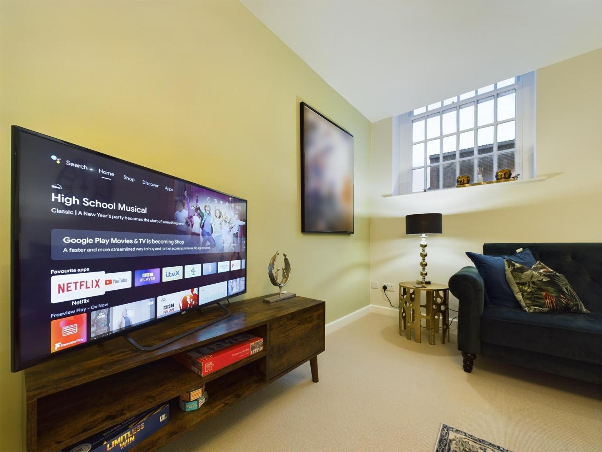 Апартаменты Modern Duplex Central Free Parking Wi-Fi Челтенхам Экстерьер фото